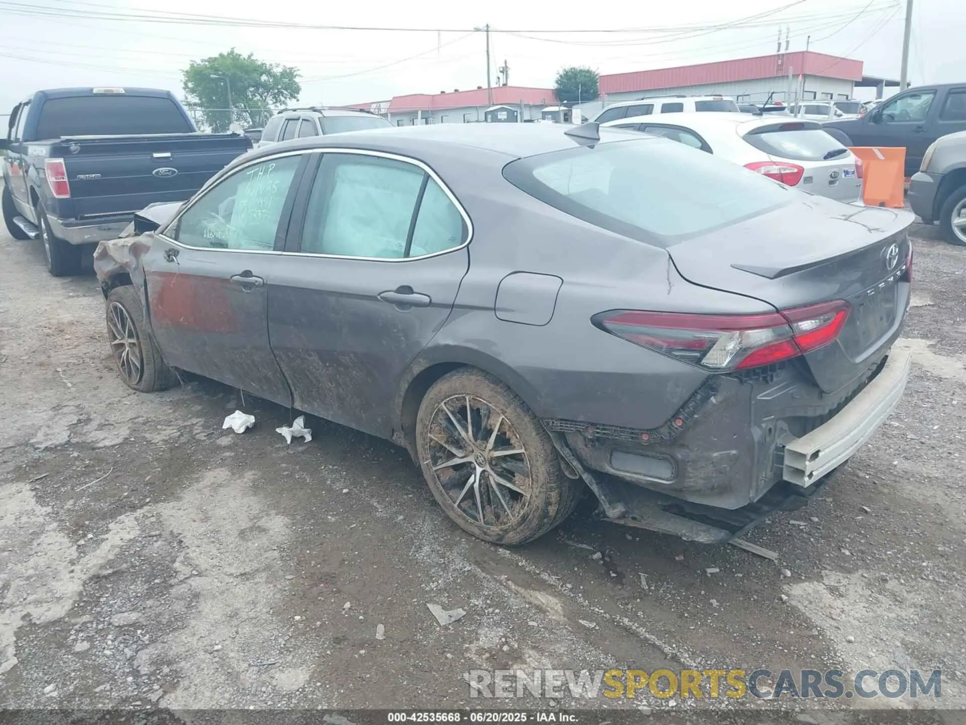 3 Photograph of a damaged car 4T1G11AK7MU523771 TOYOTA CAMRY 2021
