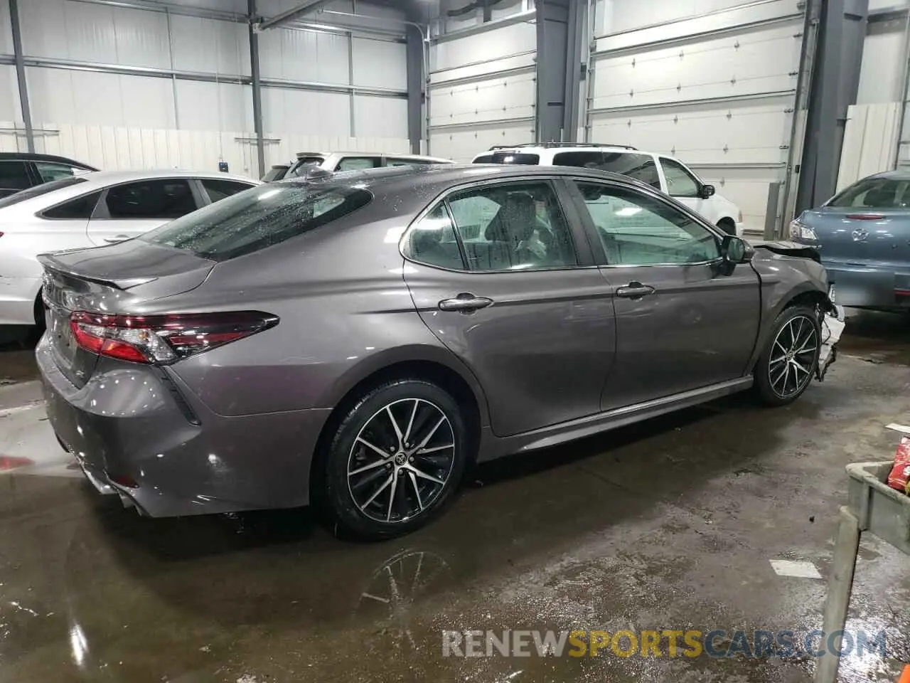 3 Photograph of a damaged car 4T1G11AK7MU530476 TOYOTA CAMRY 2021