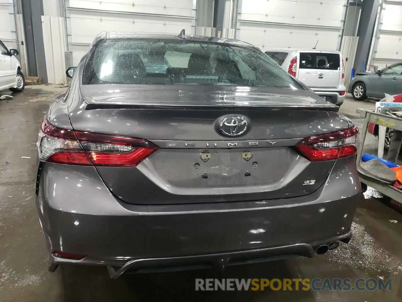 6 Photograph of a damaged car 4T1G11AK7MU530476 TOYOTA CAMRY 2021