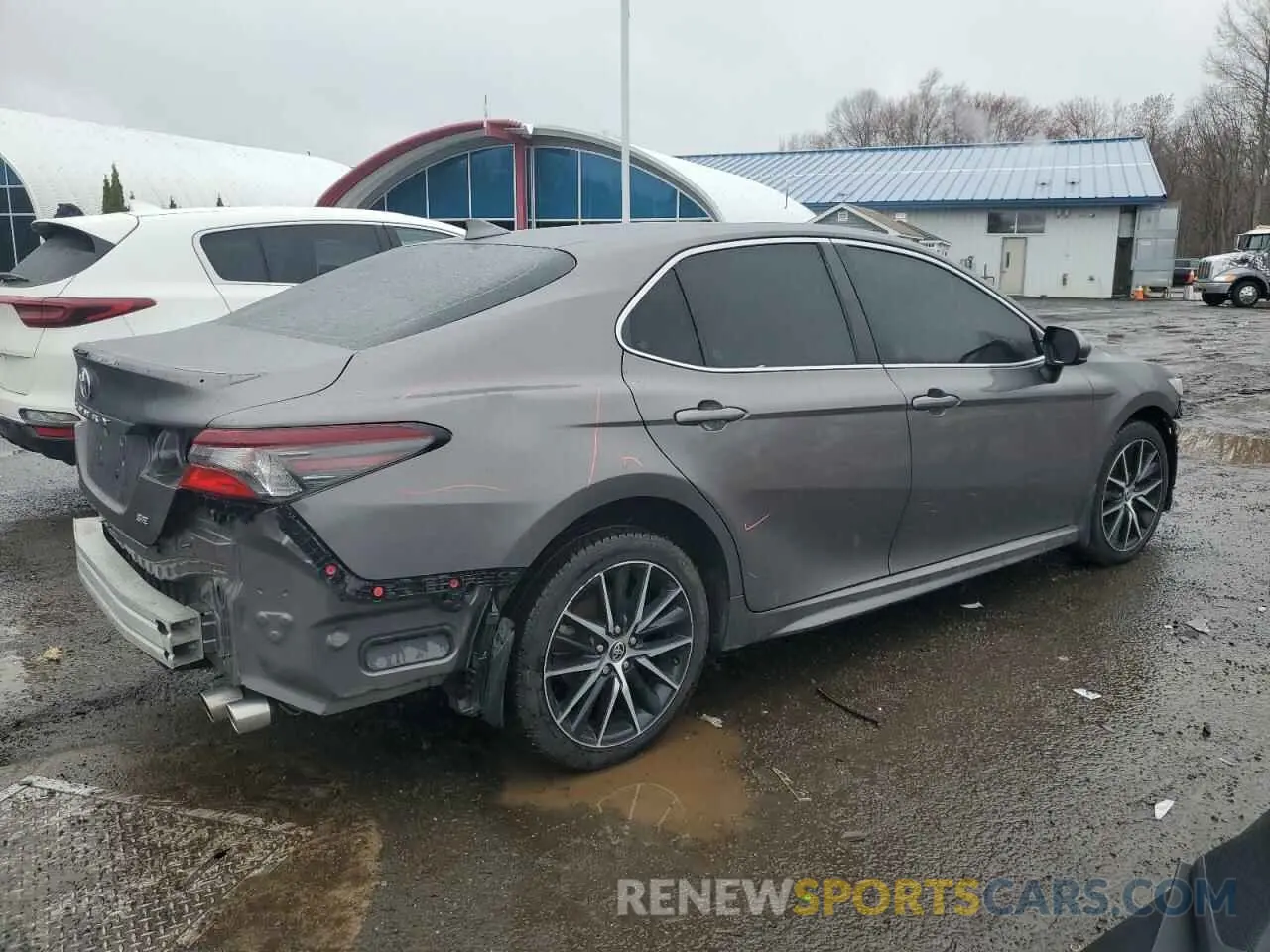 3 Фотография поврежденного автомобиля 4T1G11AK7MU532874 TOYOTA CAMRY 2021