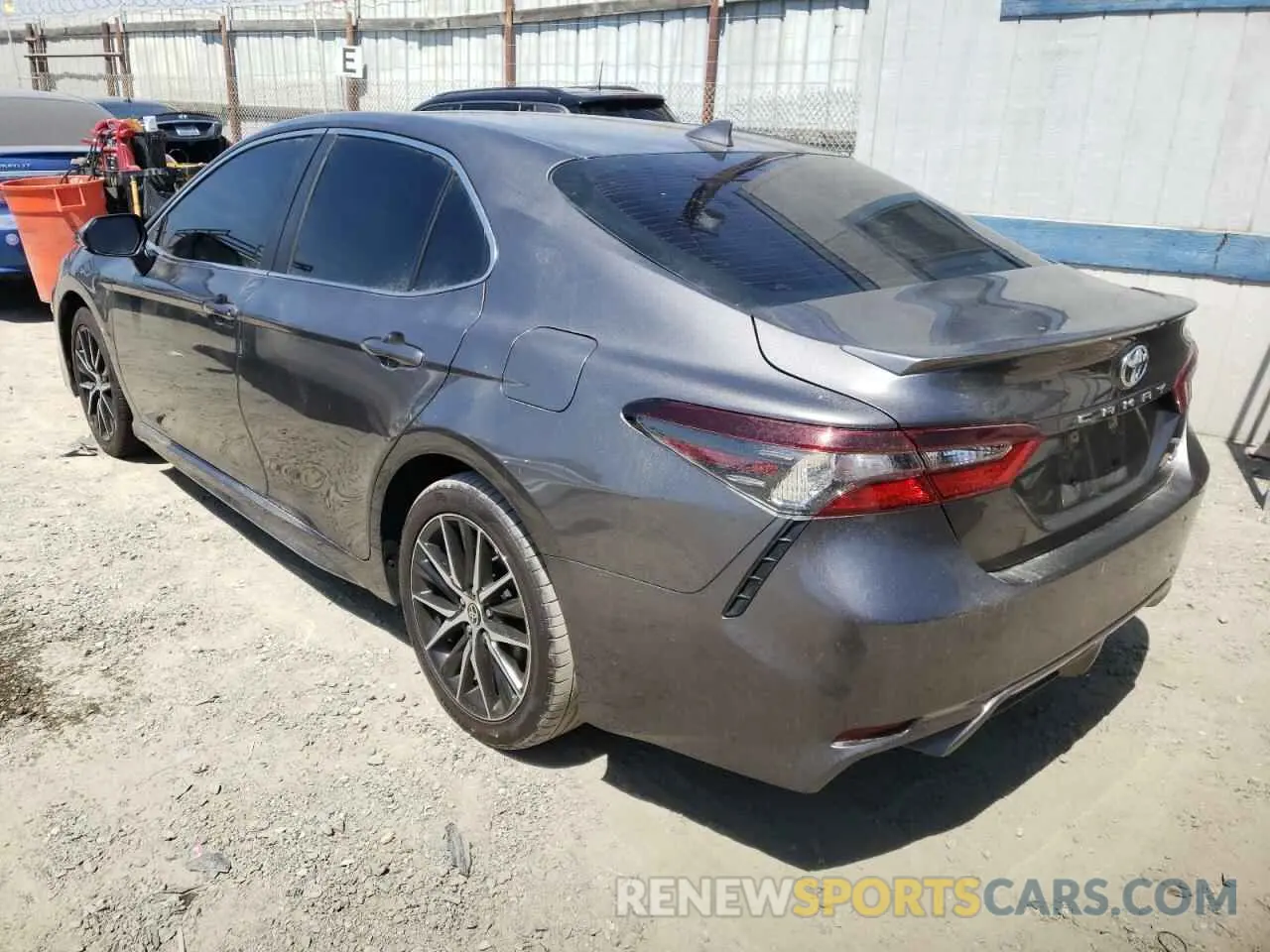 3 Фотография поврежденного автомобиля 4T1G11AK7MU556219 TOYOTA CAMRY 2021