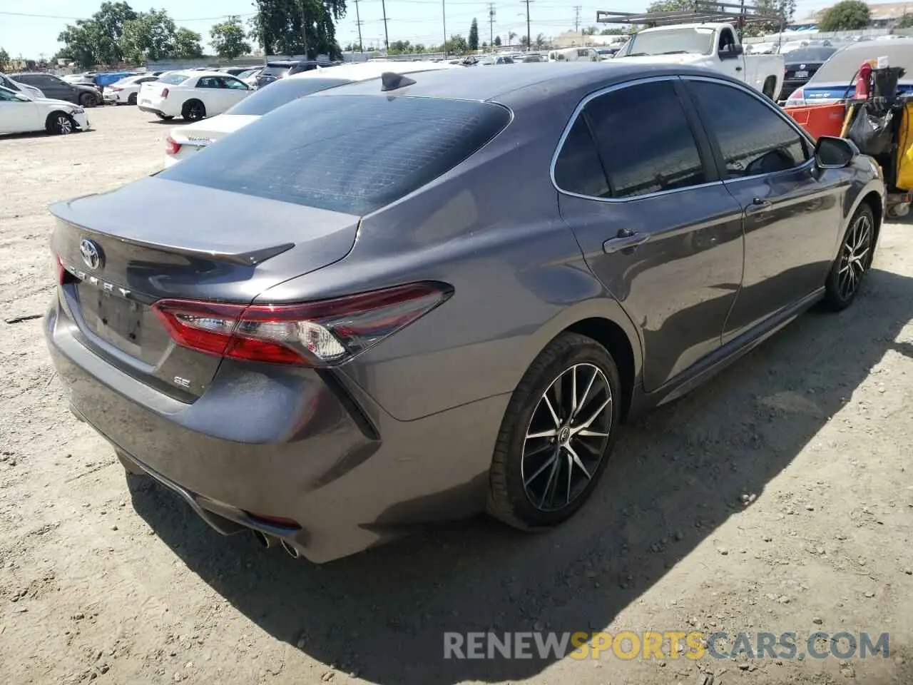 4 Фотография поврежденного автомобиля 4T1G11AK7MU556219 TOYOTA CAMRY 2021
