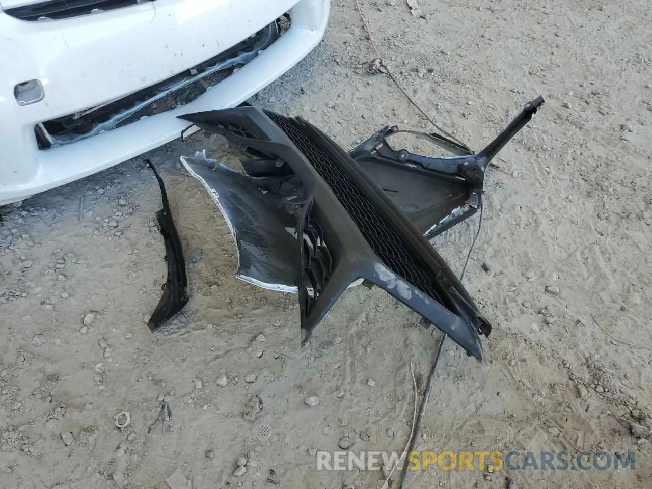 12 Photograph of a damaged car 4T1G11AK7MU568418 TOYOTA CAMRY 2021