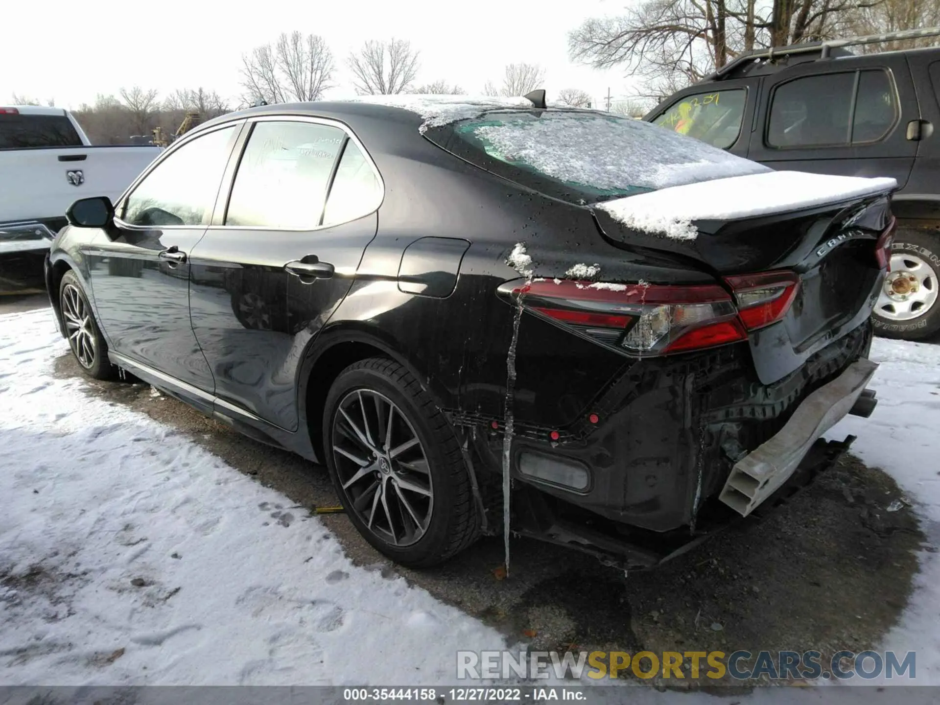 3 Photograph of a damaged car 4T1G11AK7MU575031 TOYOTA CAMRY 2021