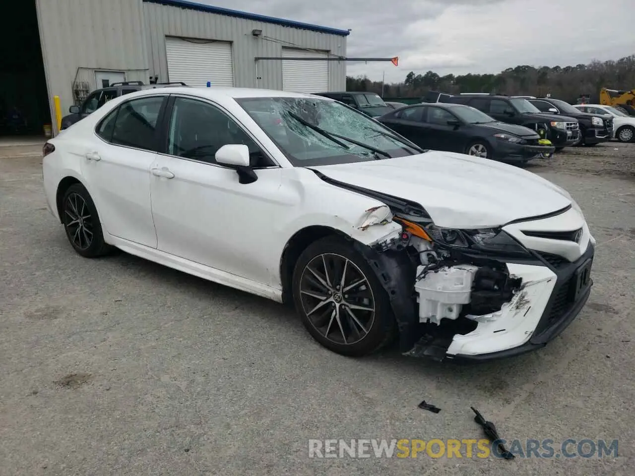 4 Photograph of a damaged car 4T1G11AK7MU588006 TOYOTA CAMRY 2021