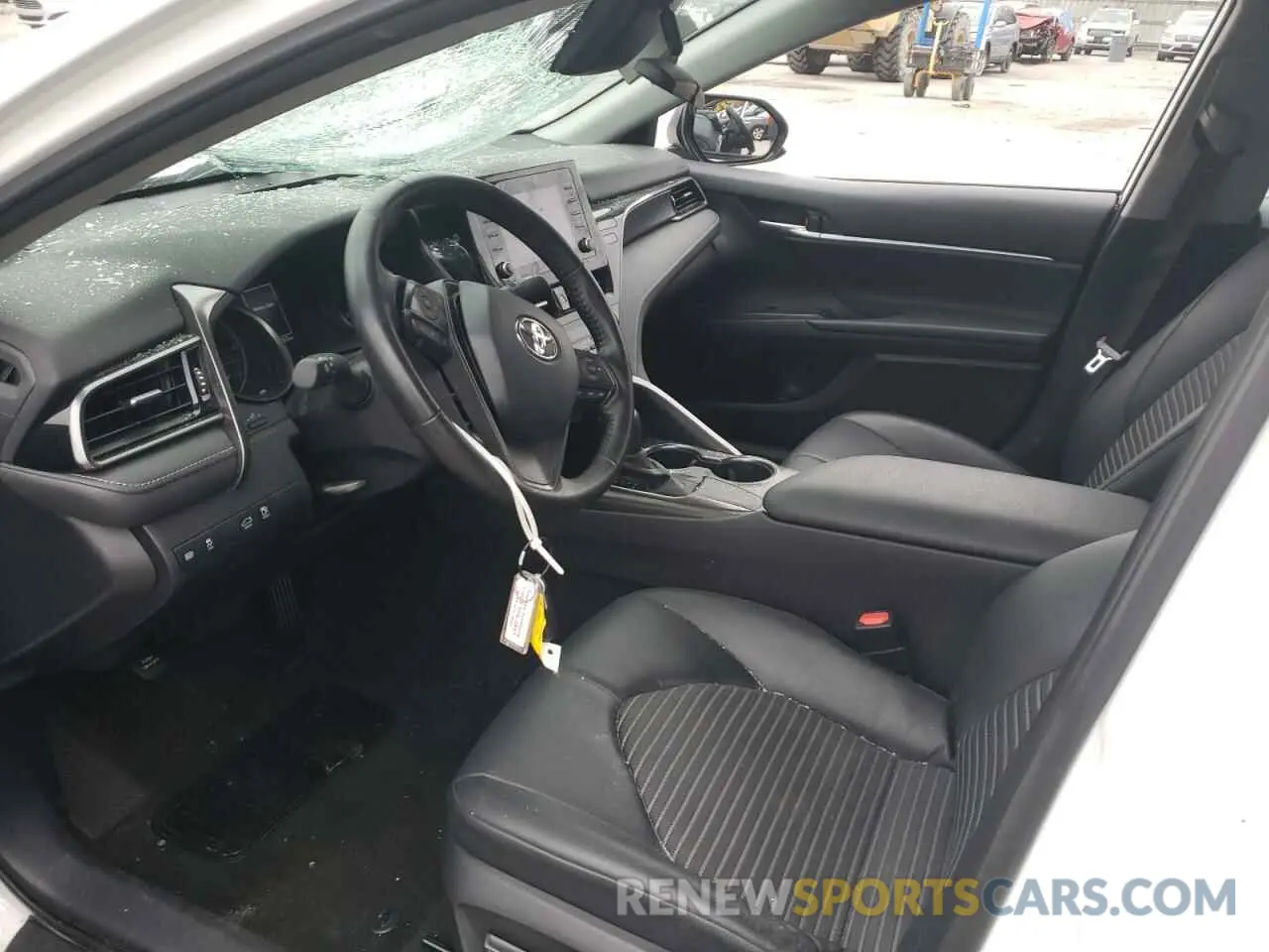 7 Photograph of a damaged car 4T1G11AK7MU588006 TOYOTA CAMRY 2021