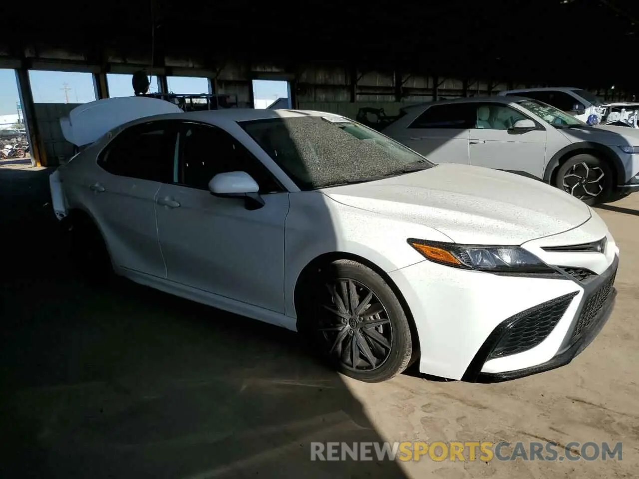 4 Фотография поврежденного автомобиля 4T1G11AK7MU590970 TOYOTA CAMRY 2021