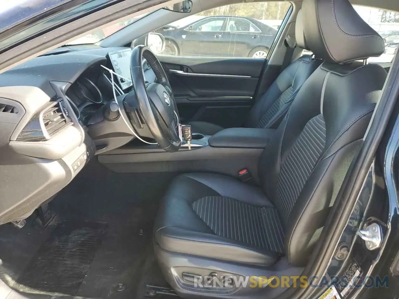 7 Photograph of a damaged car 4T1G11AK7MU608335 TOYOTA CAMRY 2021