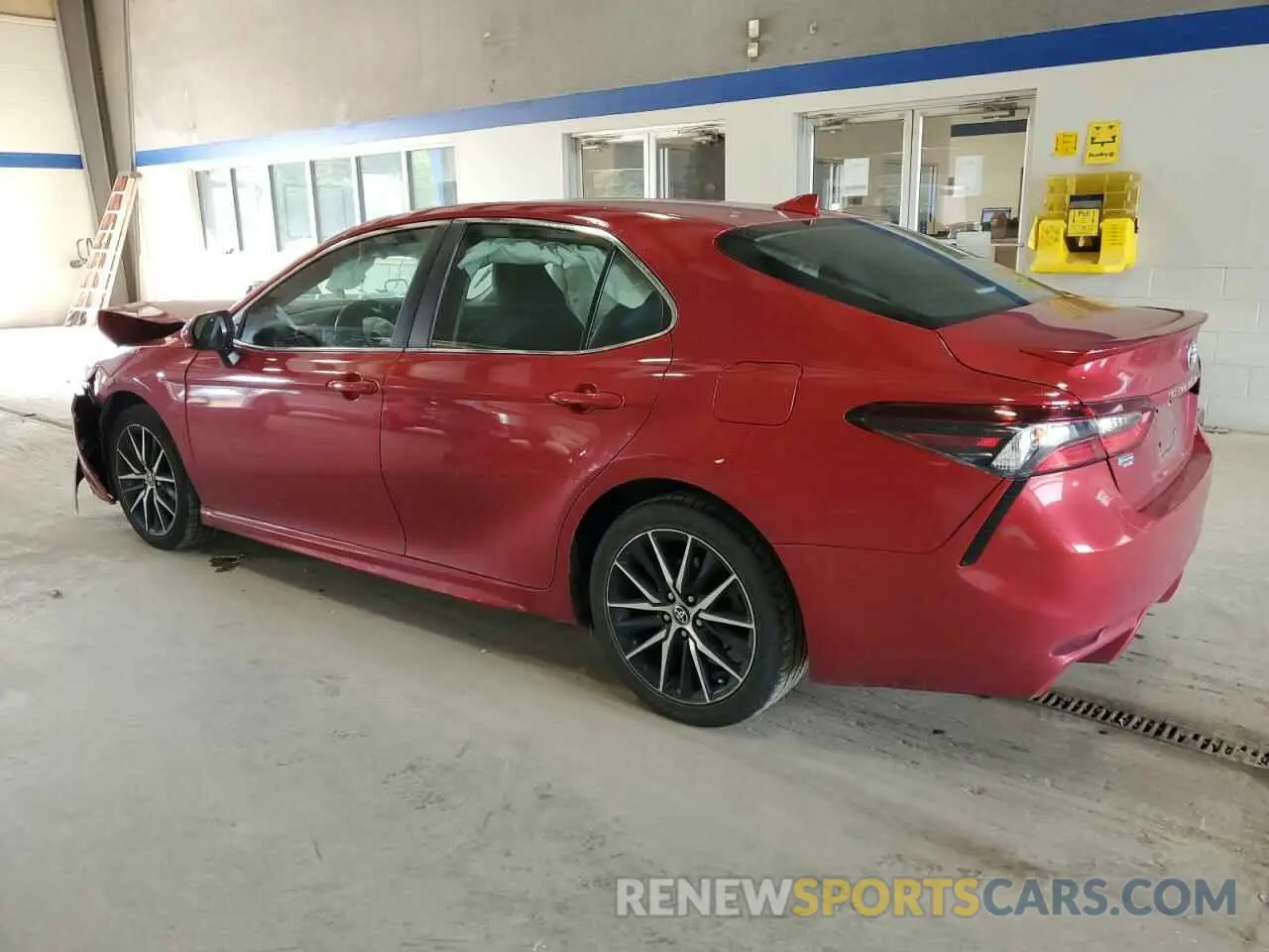 2 Photograph of a damaged car 4T1G11AK8MU408337 TOYOTA CAMRY 2021