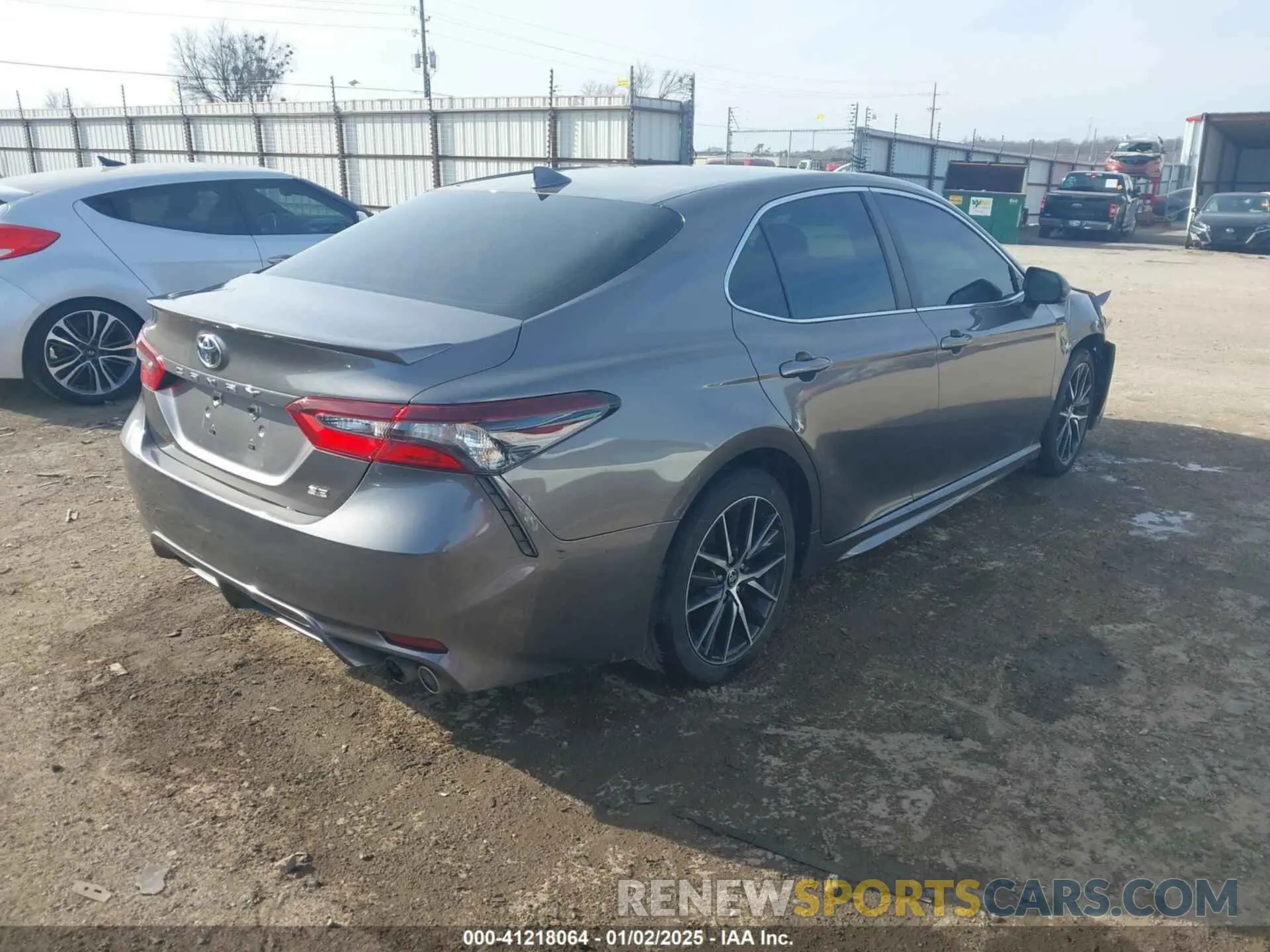 4 Photograph of a damaged car 4T1G11AK8MU414137 TOYOTA CAMRY 2021