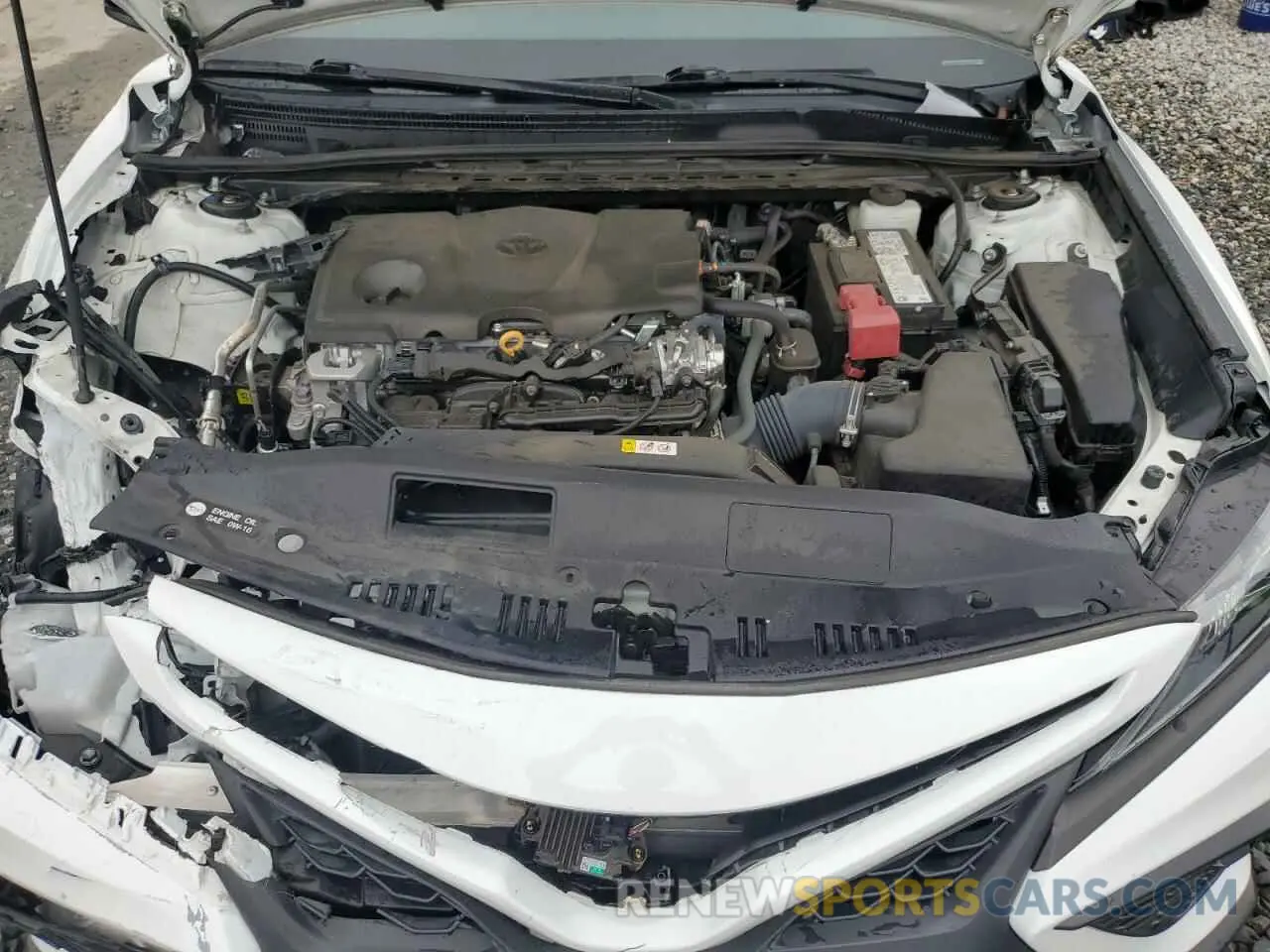 11 Photograph of a damaged car 4T1G11AK8MU476198 TOYOTA CAMRY 2021