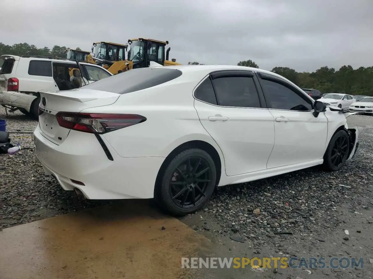 3 Photograph of a damaged car 4T1G11AK8MU476198 TOYOTA CAMRY 2021