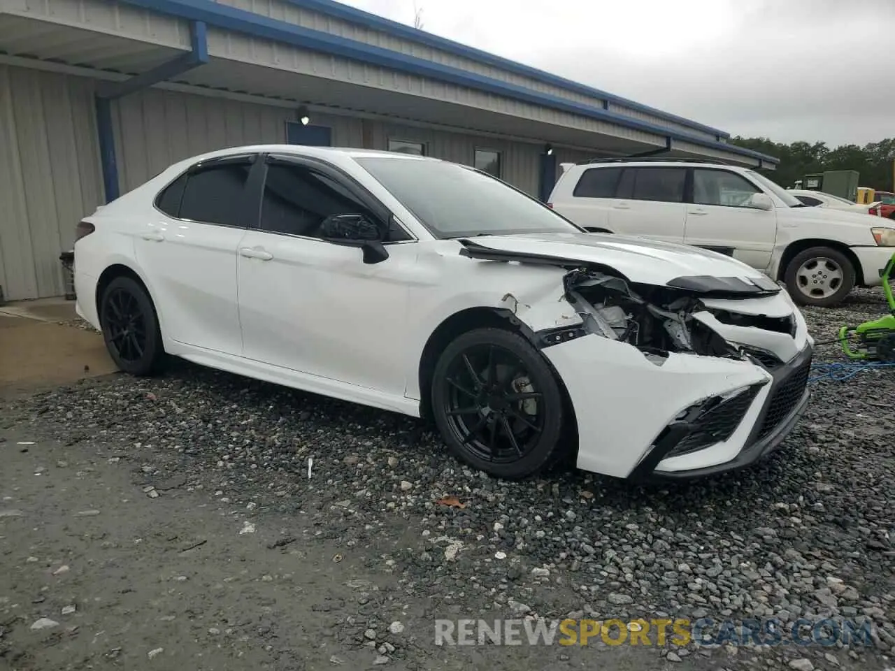 4 Photograph of a damaged car 4T1G11AK8MU476198 TOYOTA CAMRY 2021