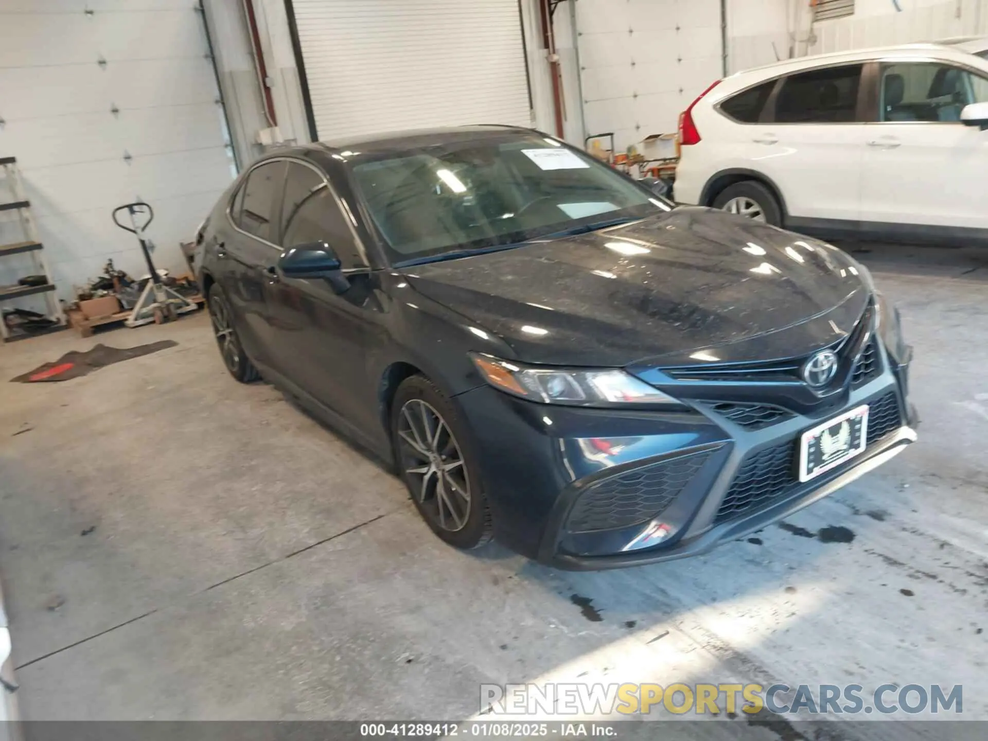1 Photograph of a damaged car 4T1G11AK8MU477688 TOYOTA CAMRY 2021