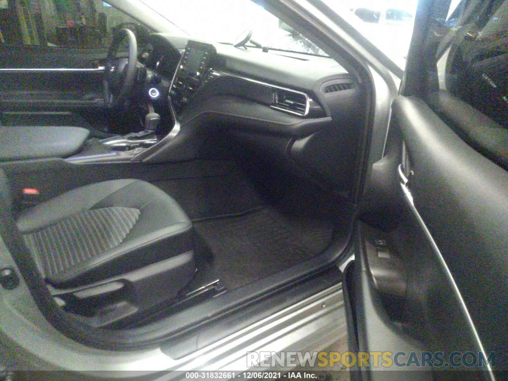 5 Photograph of a damaged car 4T1G11AK8MU492787 TOYOTA CAMRY 2021