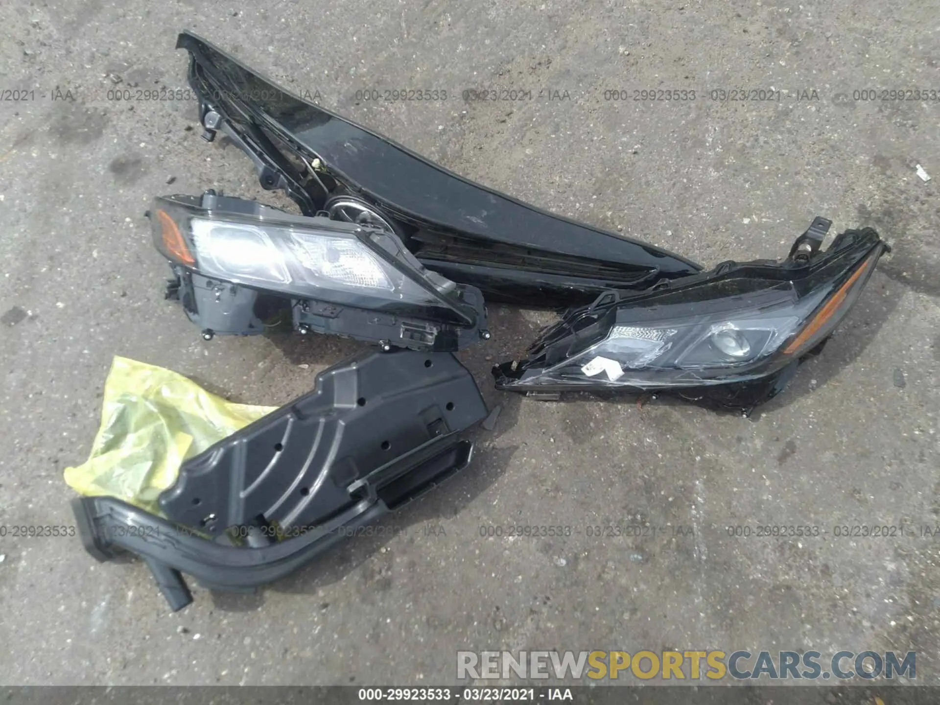 12 Photograph of a damaged car 4T1G11AK8MU523343 TOYOTA CAMRY 2021