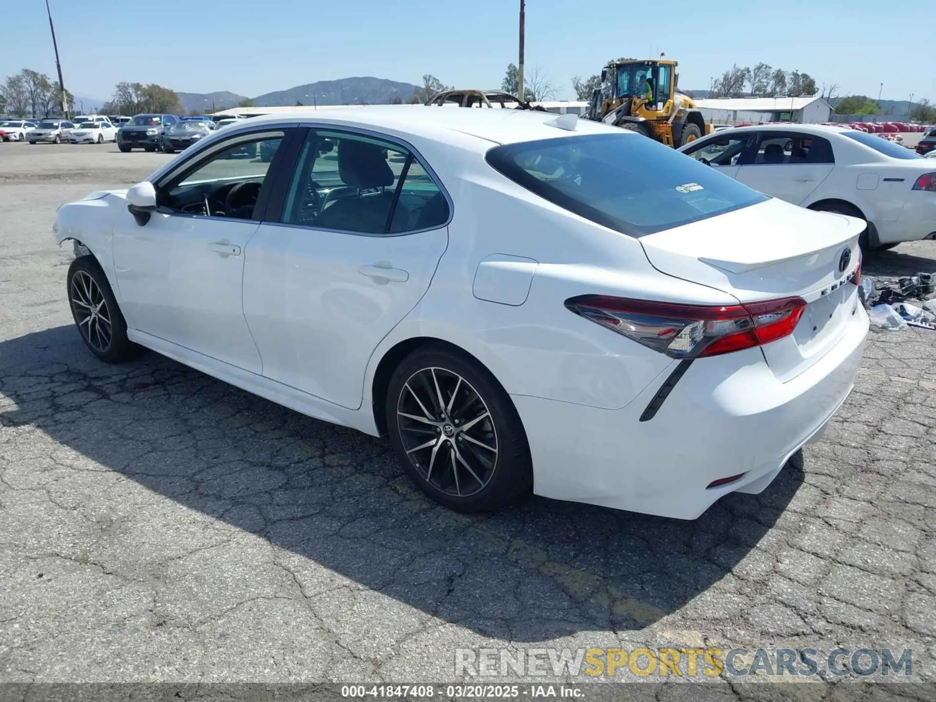 3 Photograph of a damaged car 4T1G11AK8MU553894 TOYOTA CAMRY 2021