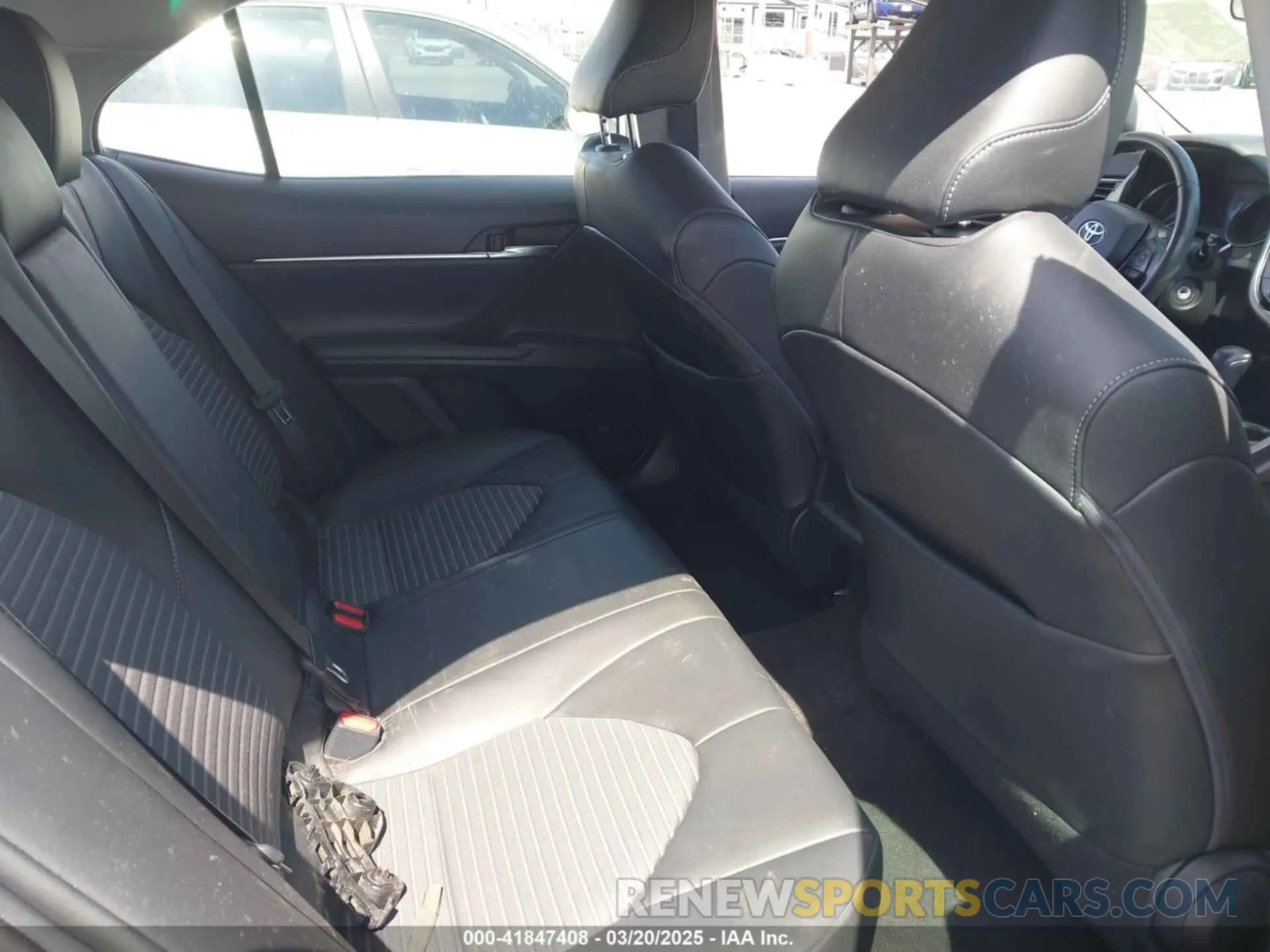 8 Photograph of a damaged car 4T1G11AK8MU553894 TOYOTA CAMRY 2021