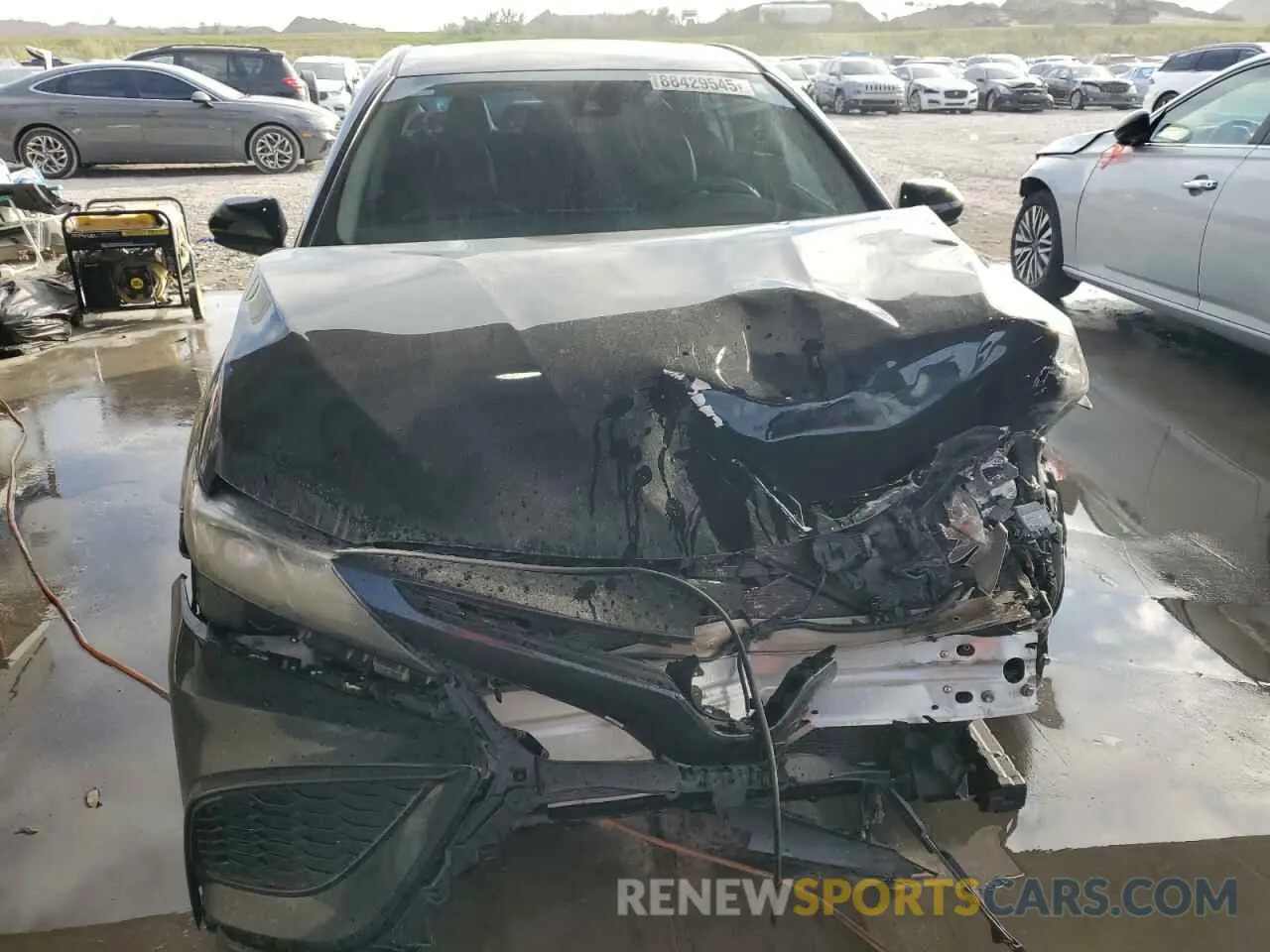 5 Photograph of a damaged car 4T1G11AK8MU562689 TOYOTA CAMRY 2021