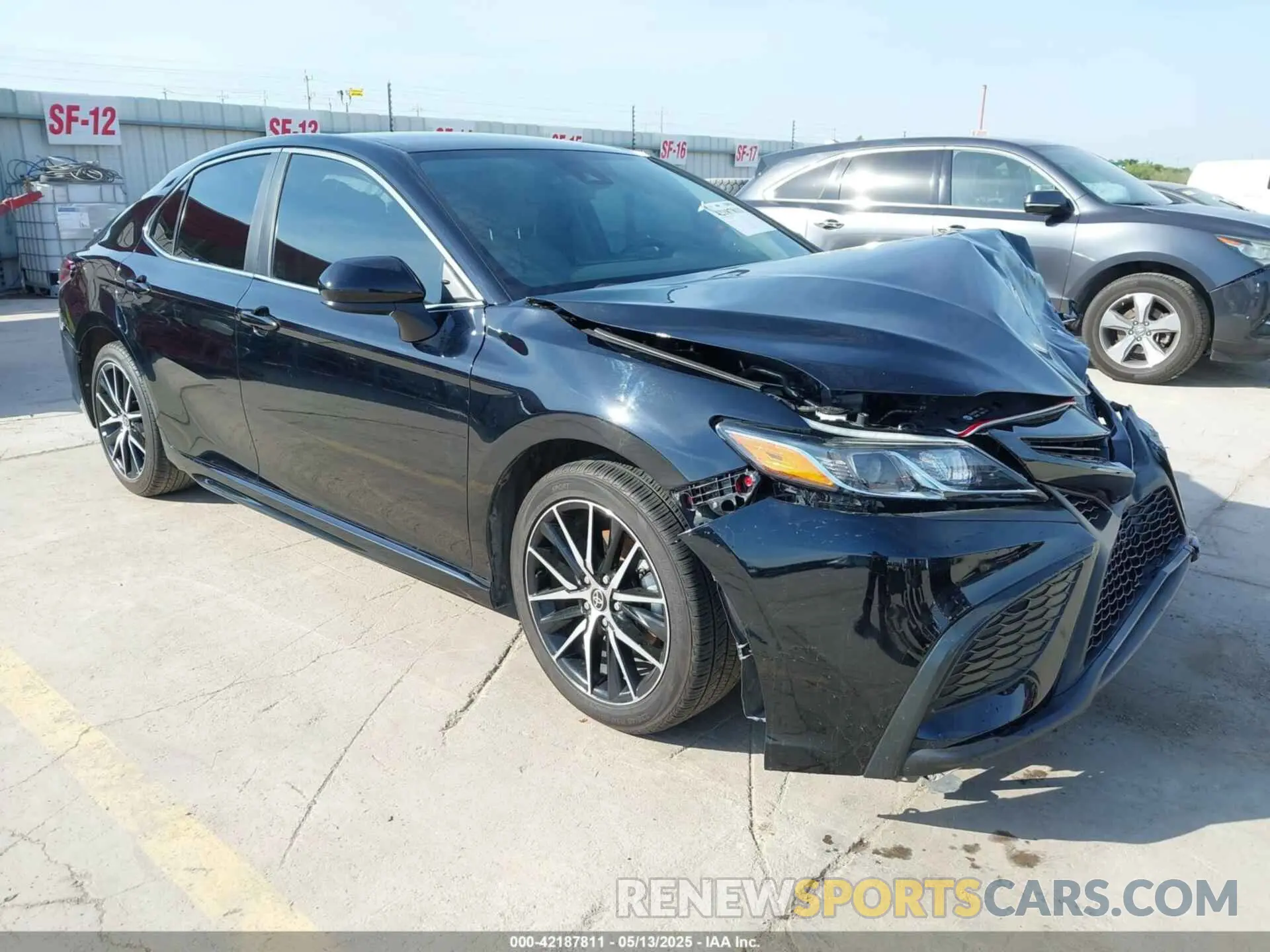 1 Photograph of a damaged car 4T1G11AK8MU594896 TOYOTA CAMRY 2021