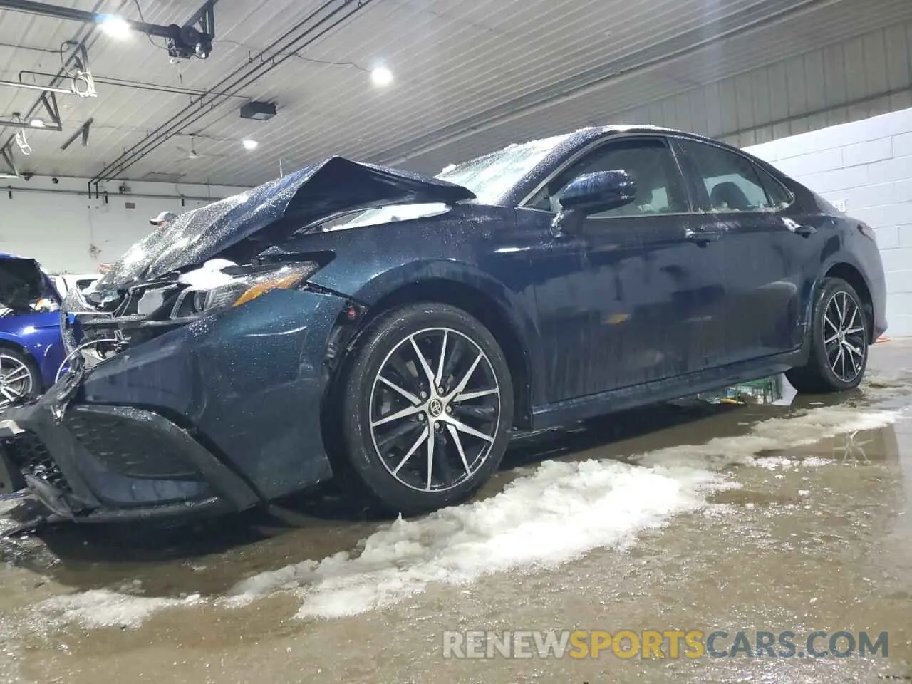 1 Photograph of a damaged car 4T1G11AK8MU594946 TOYOTA CAMRY 2021