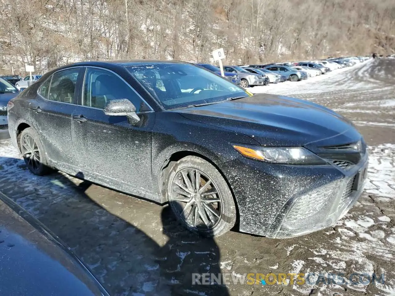 4 Photograph of a damaged car 4T1G11AK9MU417774 TOYOTA CAMRY 2021