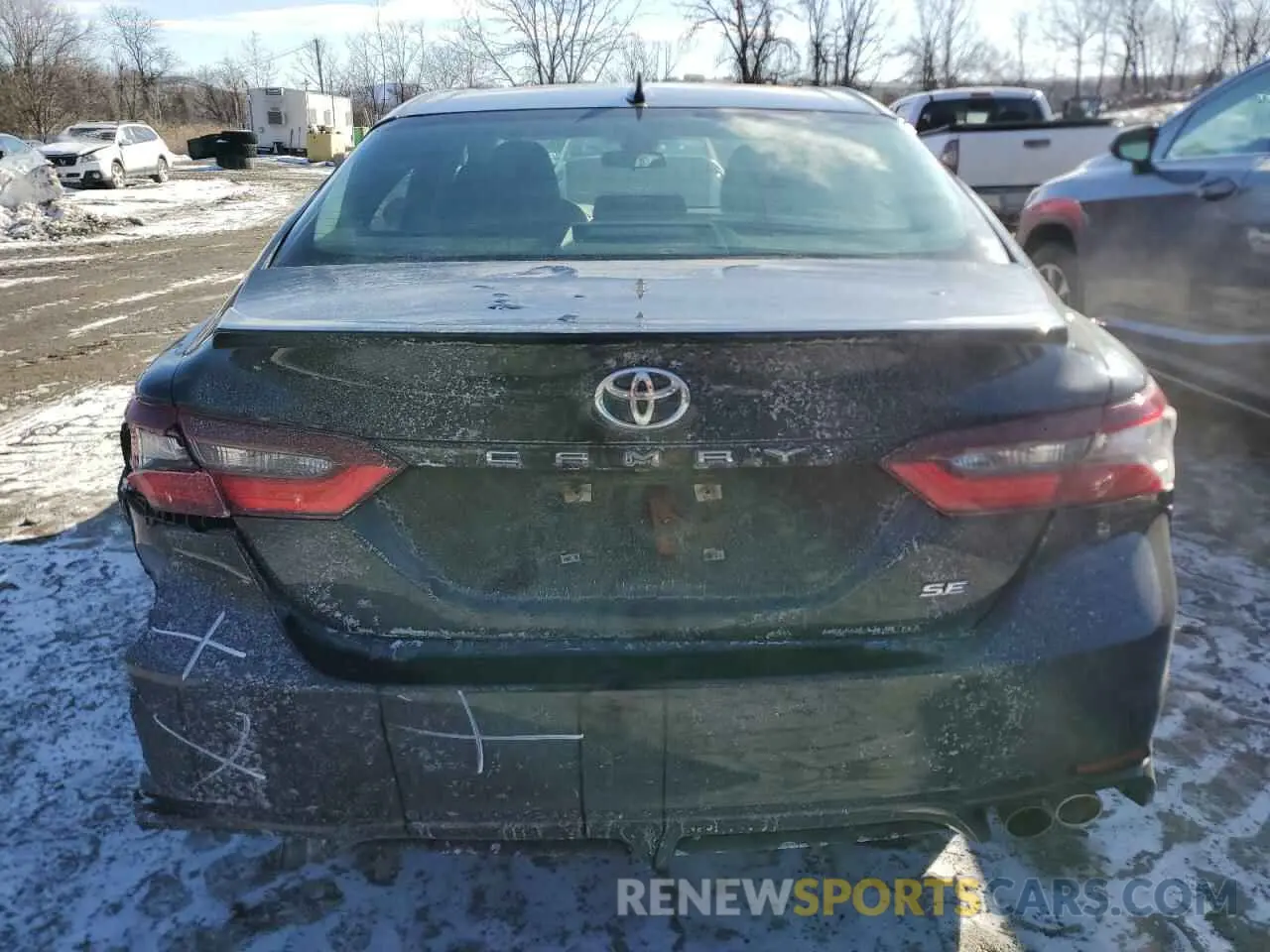 6 Photograph of a damaged car 4T1G11AK9MU417774 TOYOTA CAMRY 2021