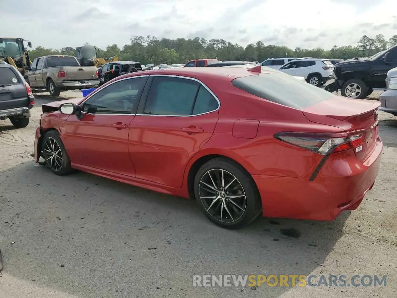 2 Photograph of a damaged car 4T1G11AK9MU422666 TOYOTA CAMRY 2021