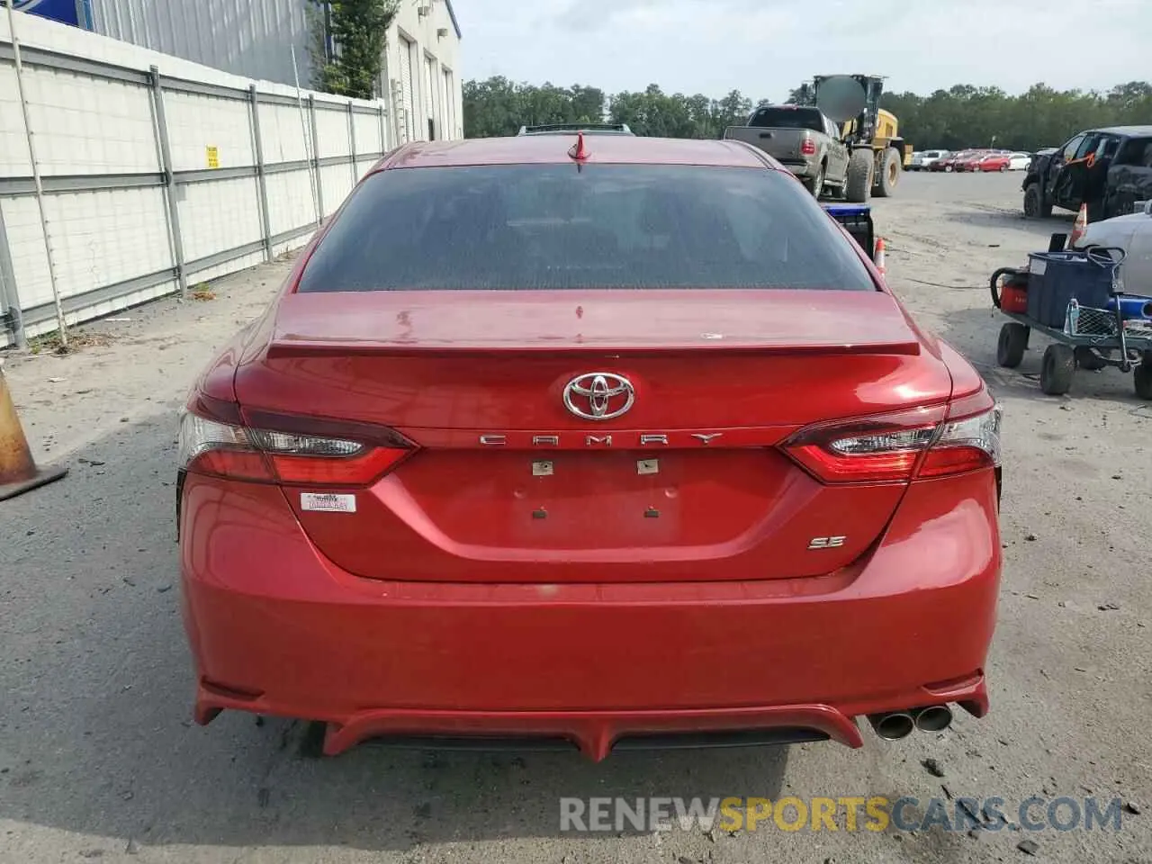 6 Photograph of a damaged car 4T1G11AK9MU422666 TOYOTA CAMRY 2021
