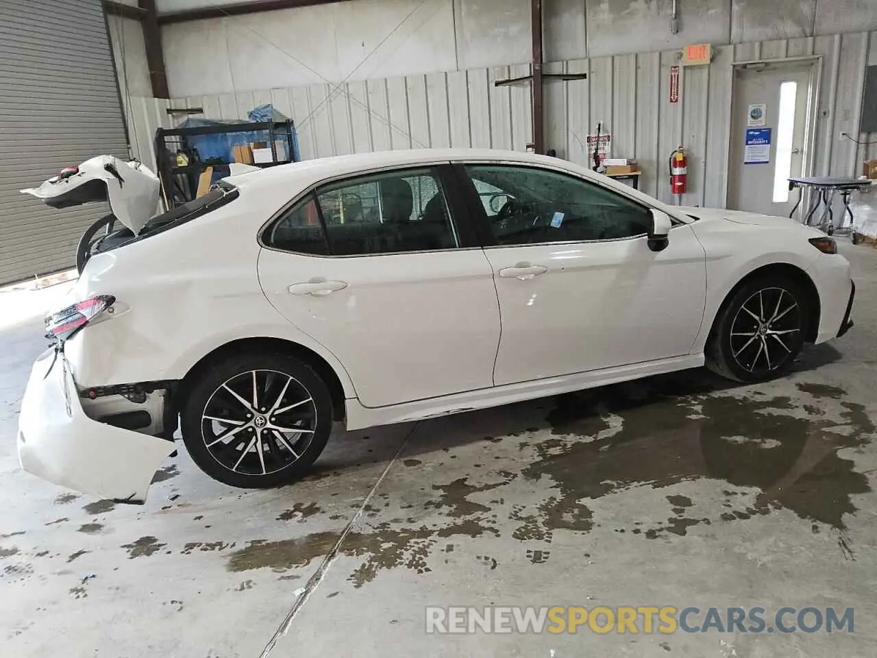 3 Photograph of a damaged car 4T1G11AK9MU467512 TOYOTA CAMRY 2021