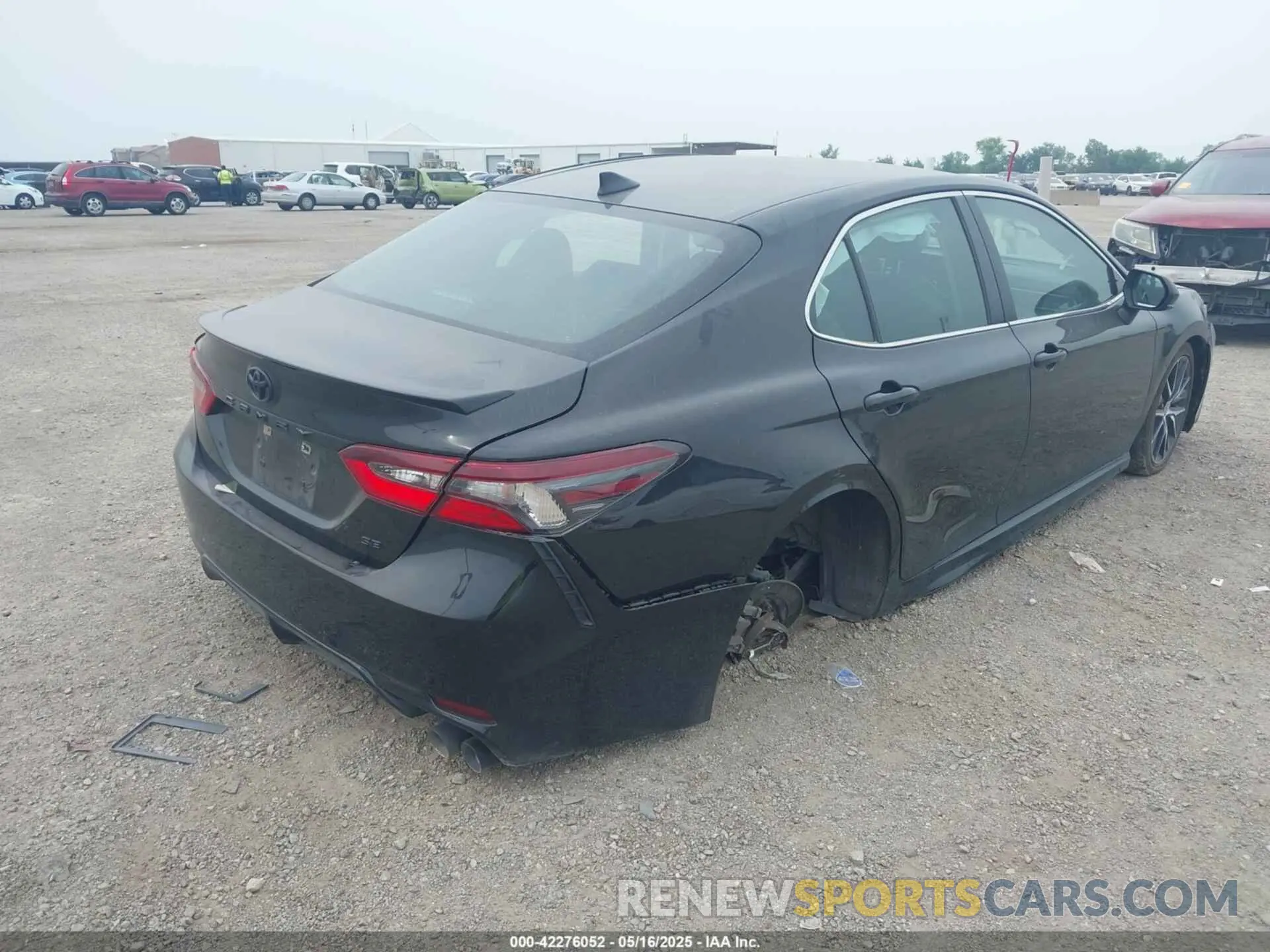4 Photograph of a damaged car 4T1G11AK9MU473519 TOYOTA CAMRY 2021