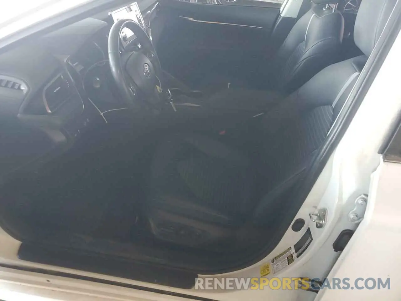 7 Photograph of a damaged car 4T1G11AK9MU477814 TOYOTA CAMRY 2021