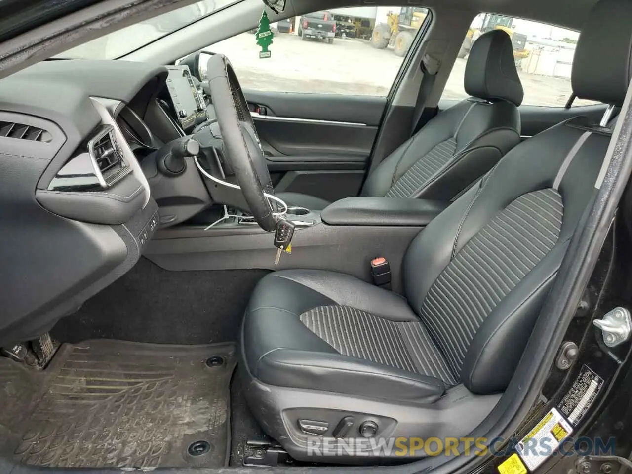 7 Фотография поврежденного автомобиля 4T1G11AK9MU481541 TOYOTA CAMRY 2021