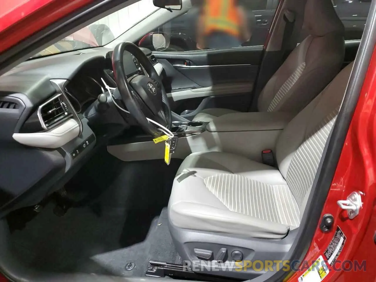 7 Фотография поврежденного автомобиля 4T1G11AK9MU494239 TOYOTA CAMRY 2021