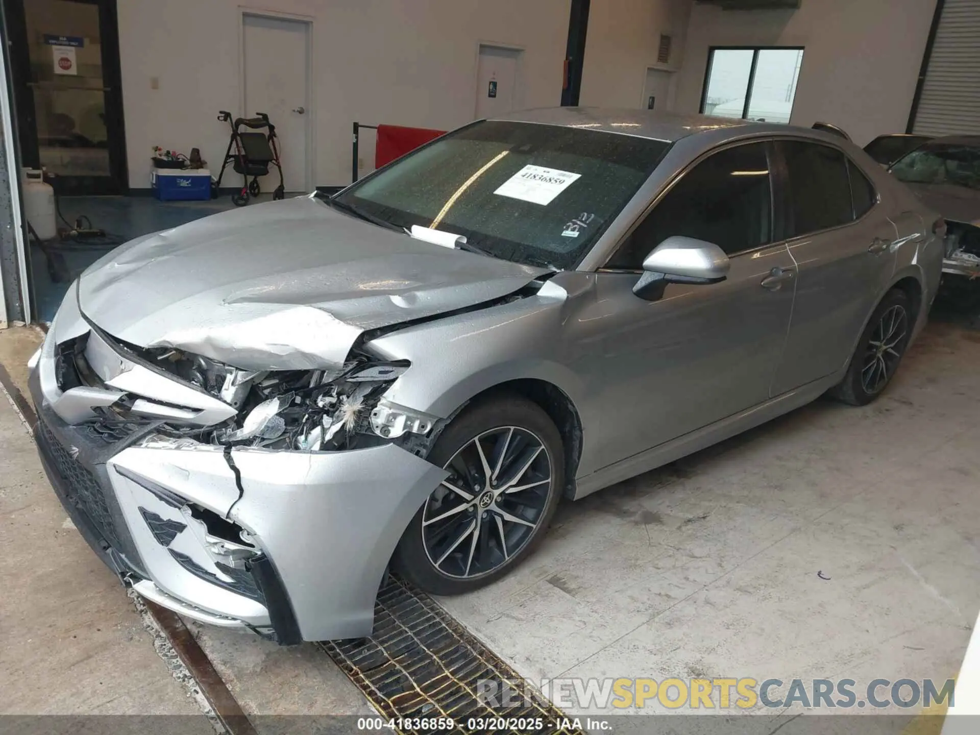 2 Фотография поврежденного автомобиля 4T1G11AK9MU536926 TOYOTA CAMRY 2021