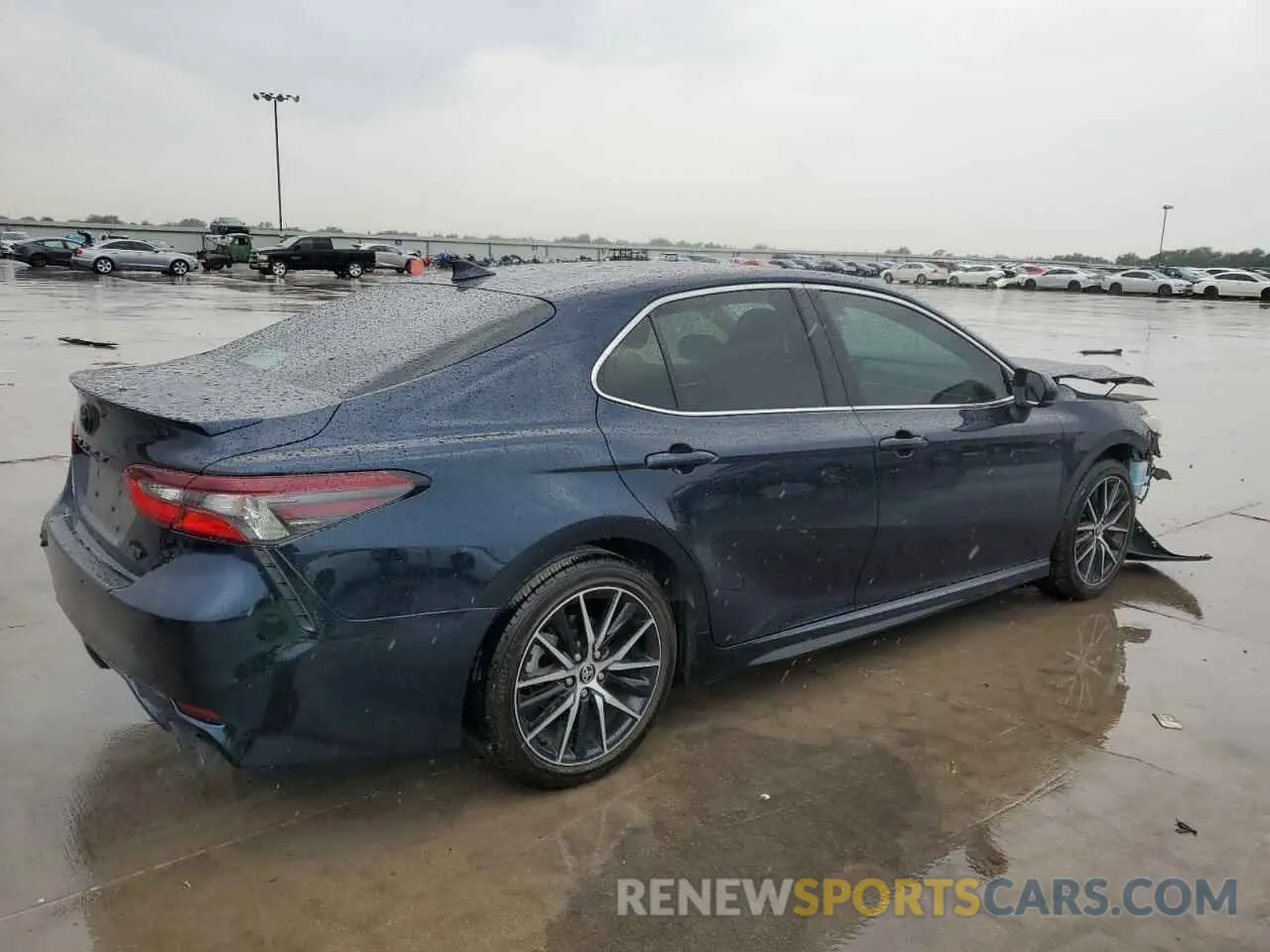 3 Photograph of a damaged car 4T1G11AK9MU540569 TOYOTA CAMRY 2021