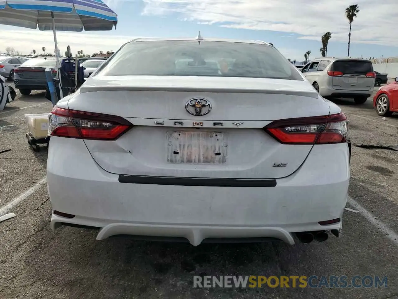 6 Photograph of a damaged car 4T1G11AK9MU557534 TOYOTA CAMRY 2021