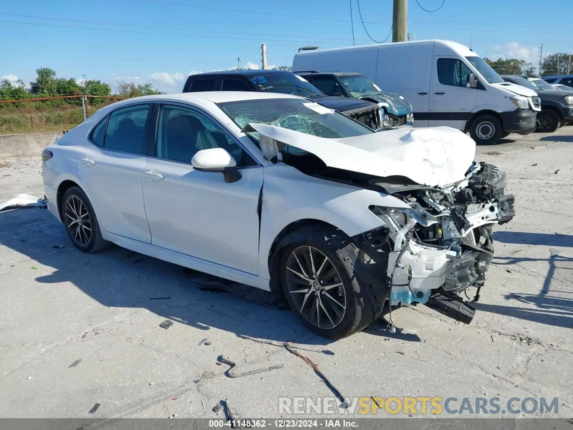 1 Фотография поврежденного автомобиля 4T1G11AK9MU598441 TOYOTA CAMRY 2021