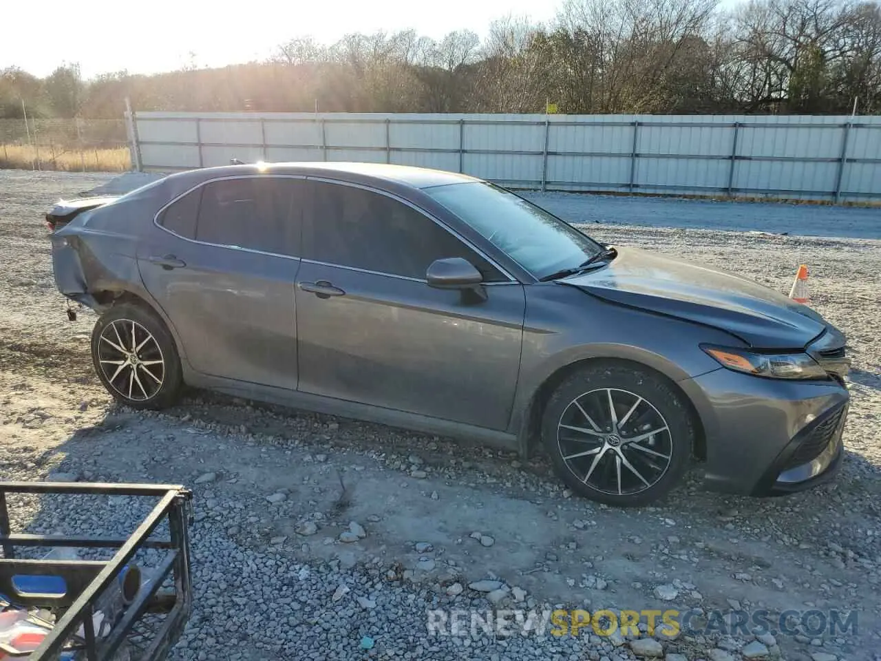 4 Photograph of a damaged car 4T1G11AK9MU603928 TOYOTA CAMRY 2021