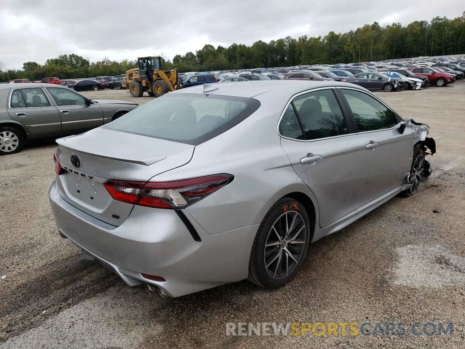 4 Фотография поврежденного автомобиля 4T1G11AK9MU613178 TOYOTA CAMRY 2021