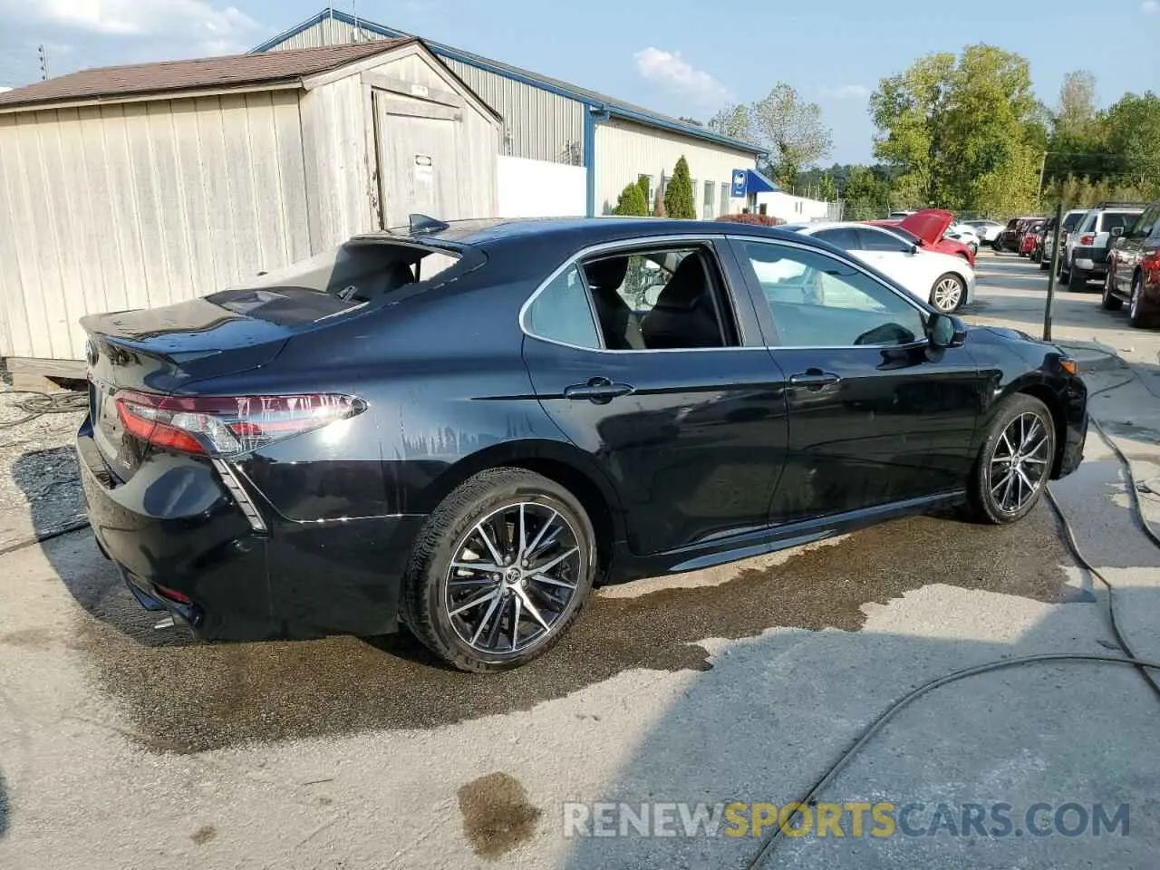 3 Photograph of a damaged car 4T1G11AK9MU615061 TOYOTA CAMRY 2021