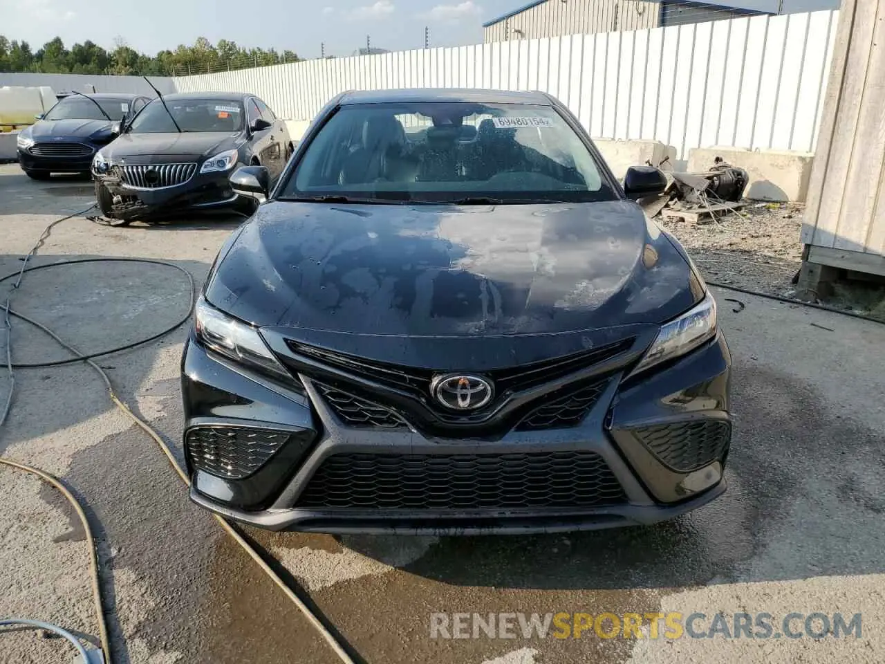 5 Photograph of a damaged car 4T1G11AK9MU615061 TOYOTA CAMRY 2021