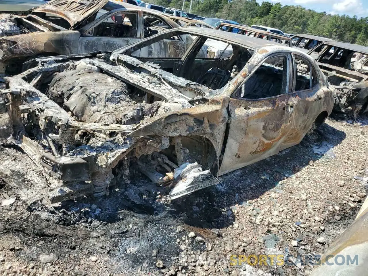 1 Photograph of a damaged car 4T1G11AKXMU428086 TOYOTA CAMRY 2021