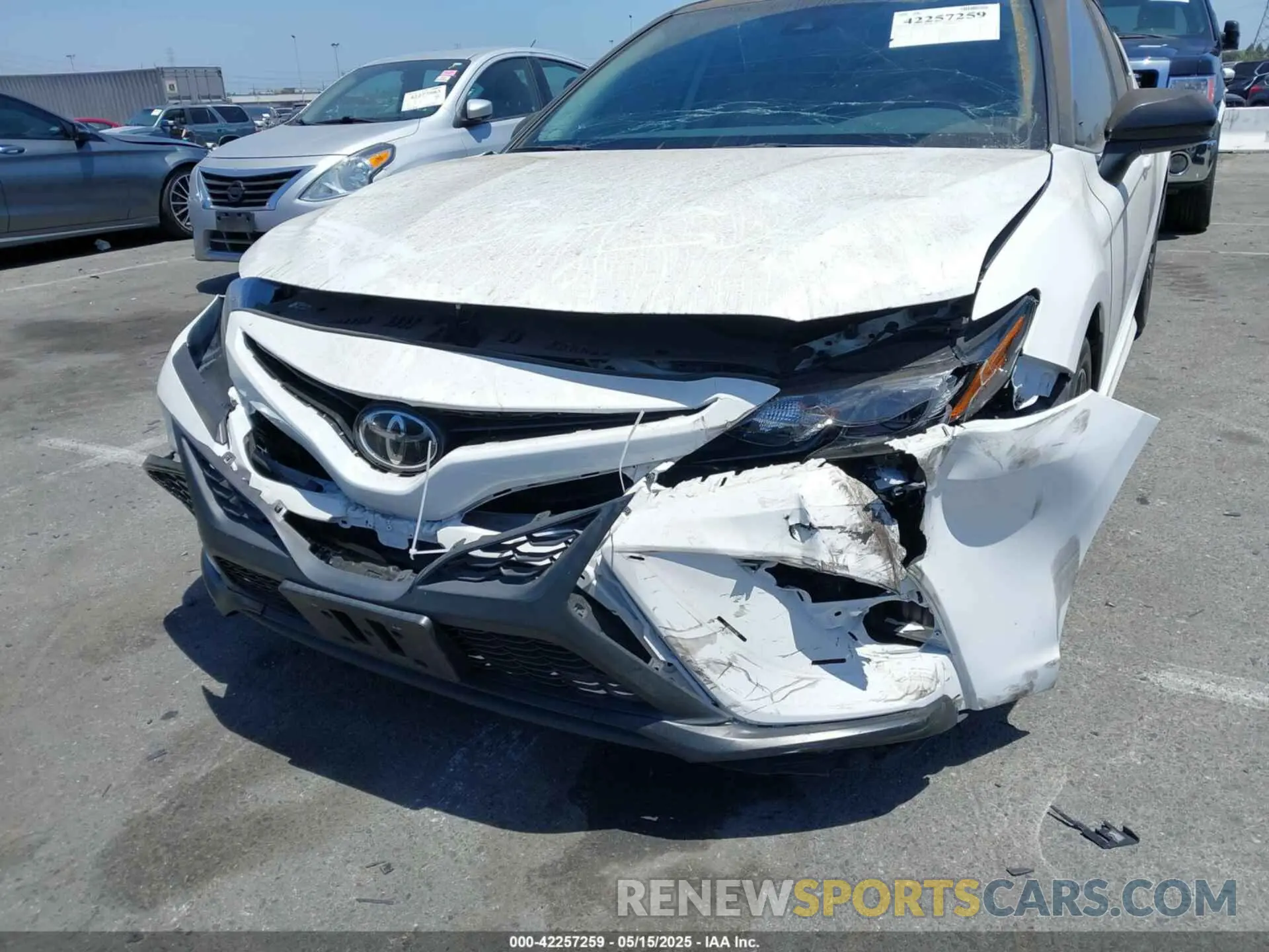 6 Photograph of a damaged car 4T1G11AKXMU439640 TOYOTA CAMRY 2021