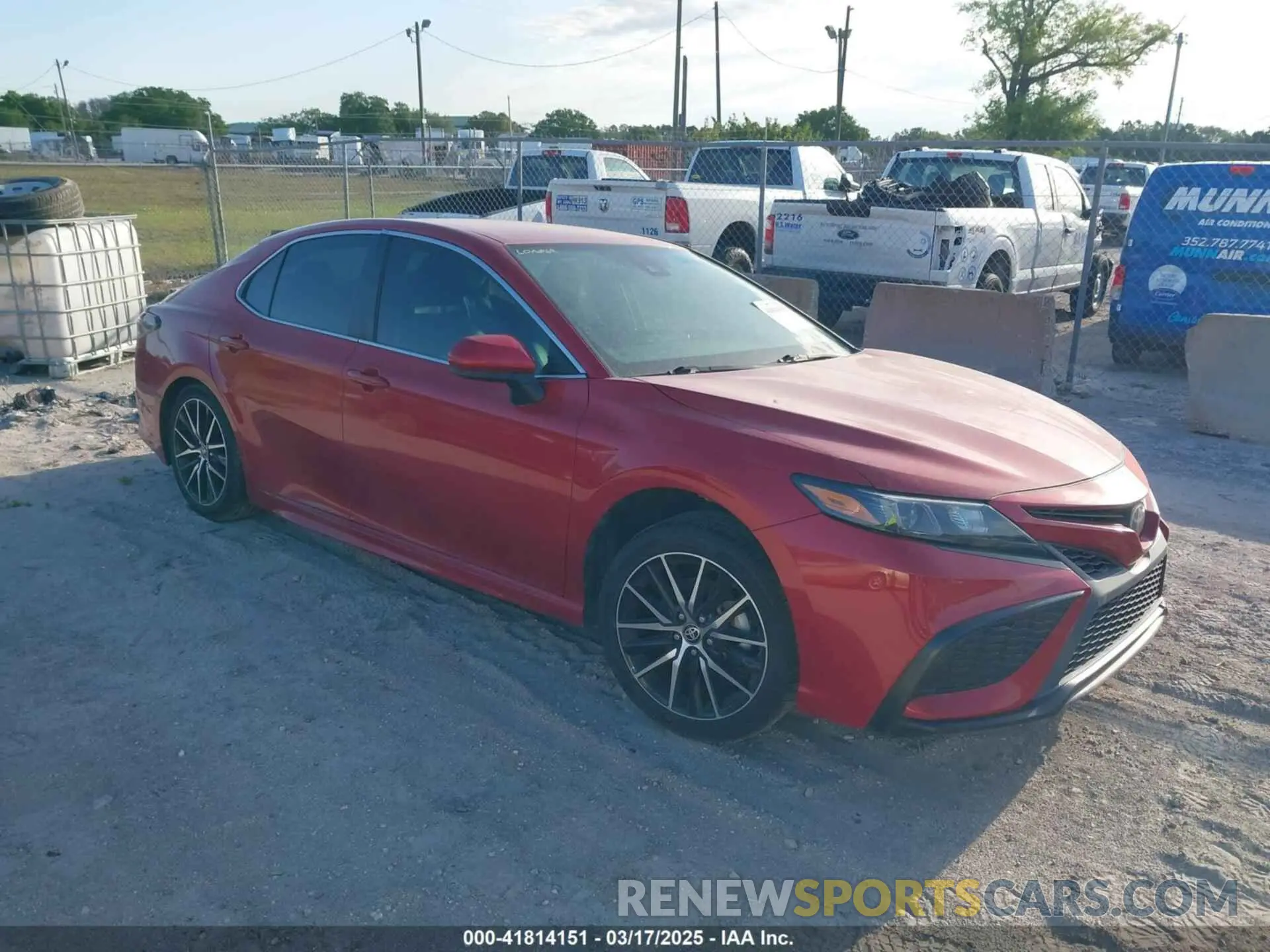 1 Фотография поврежденного автомобиля 4T1G11AKXMU443669 TOYOTA CAMRY 2021