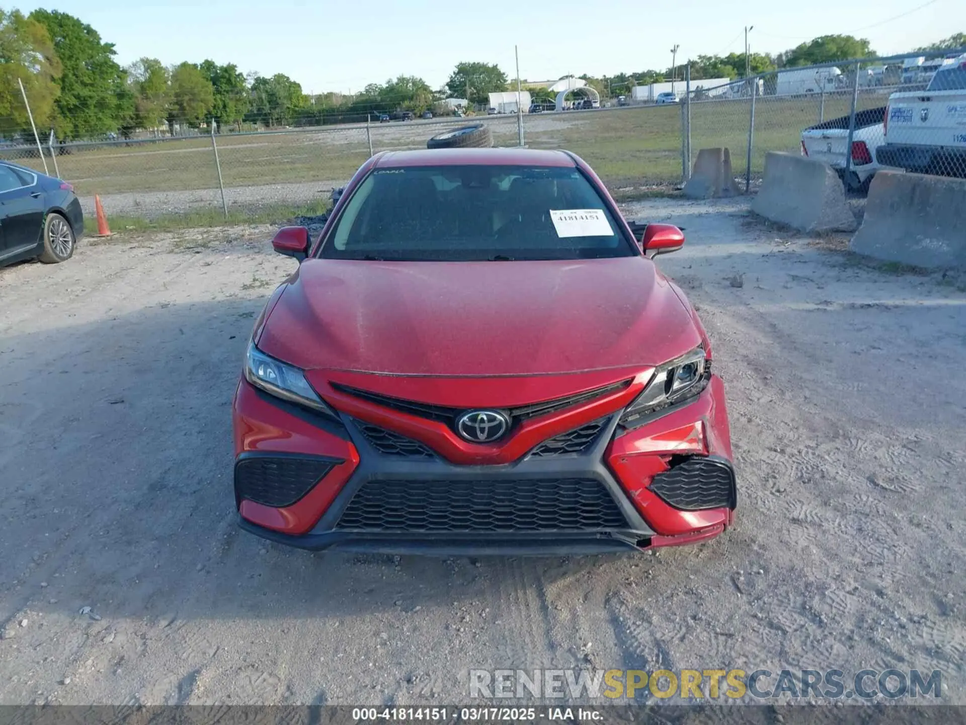12 Фотография поврежденного автомобиля 4T1G11AKXMU443669 TOYOTA CAMRY 2021