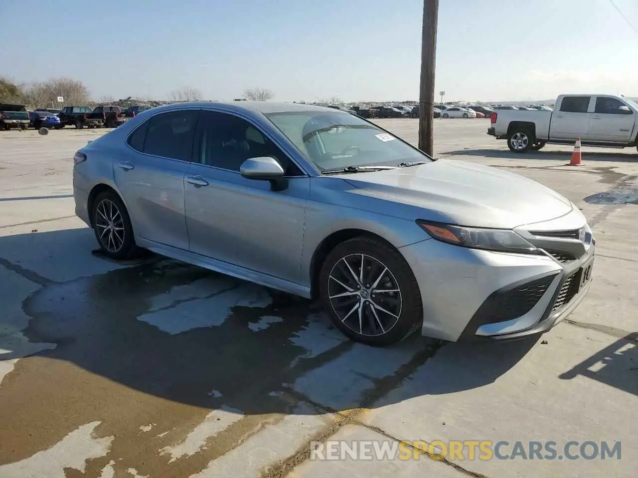 4 Фотография поврежденного автомобиля 4T1G11AKXMU459838 TOYOTA CAMRY 2021