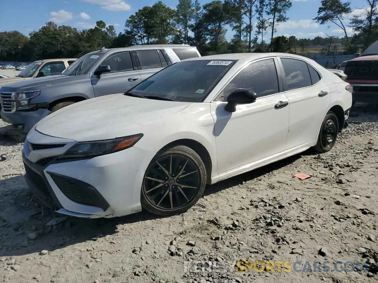 1 Photograph of a damaged car 4T1G11AKXMU516488 TOYOTA CAMRY 2021