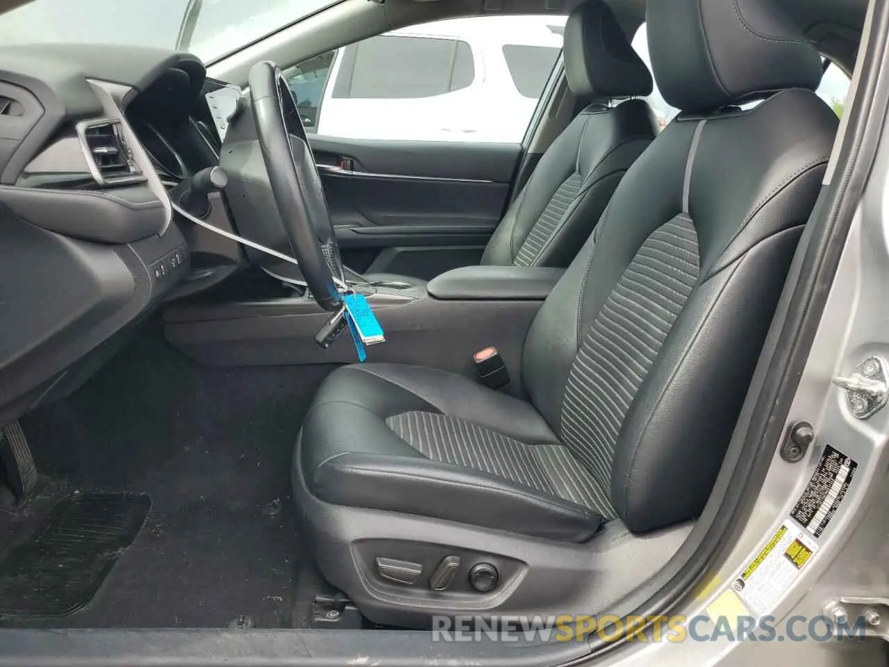 7 Фотография поврежденного автомобиля 4T1G11AKXMU517348 TOYOTA CAMRY 2021