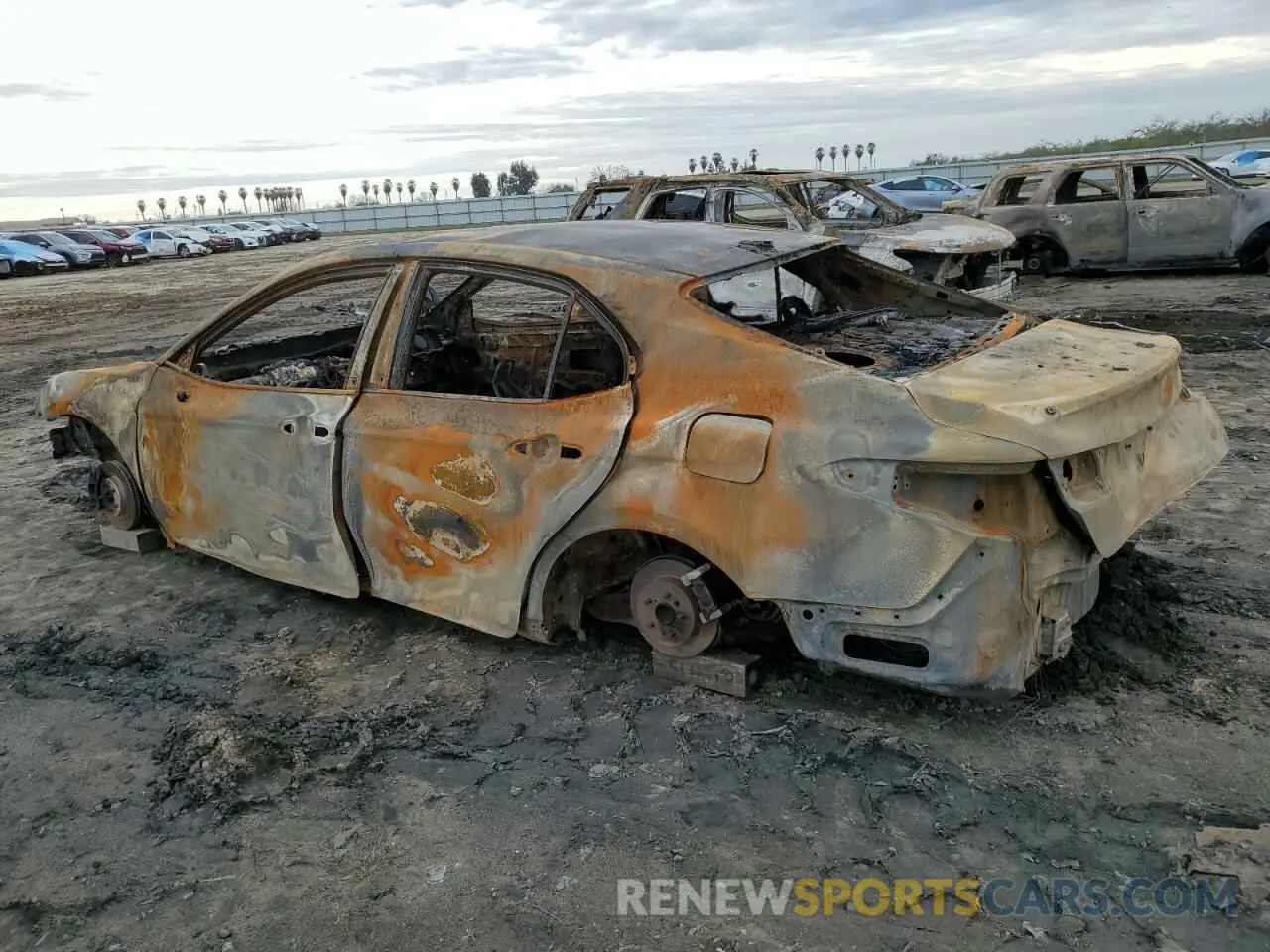 2 Фотография поврежденного автомобиля 4T1G11AKXMU535770 TOYOTA CAMRY 2021